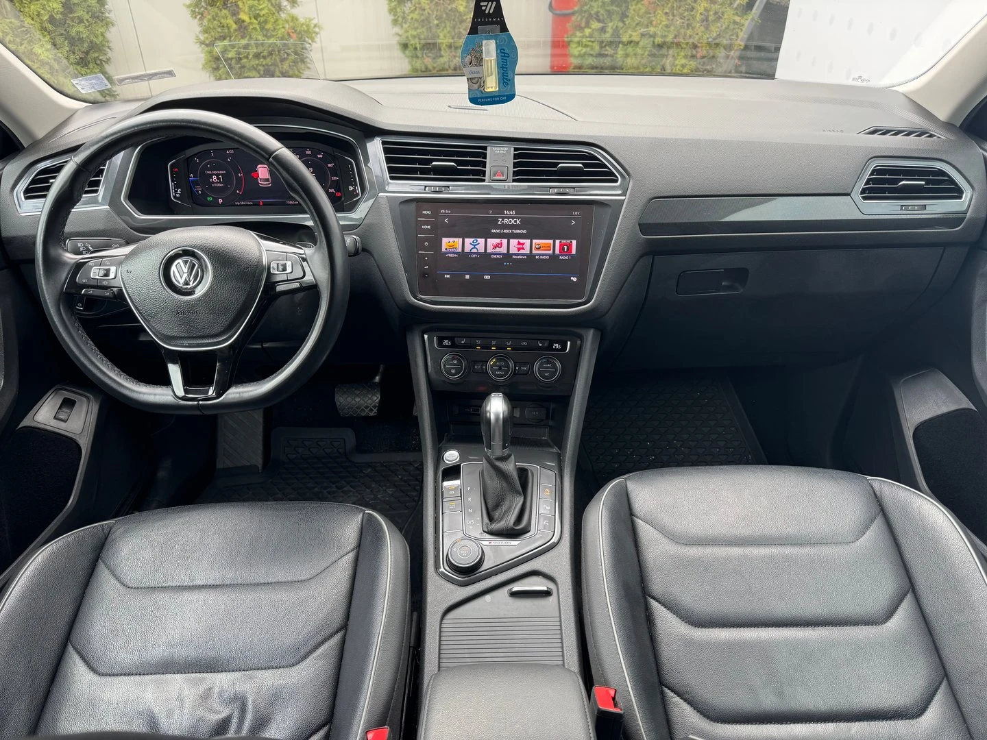 VW Tiguan 2.0 BiTDI SCR DSG 4MO HL | Mobile.bg — изображение 8