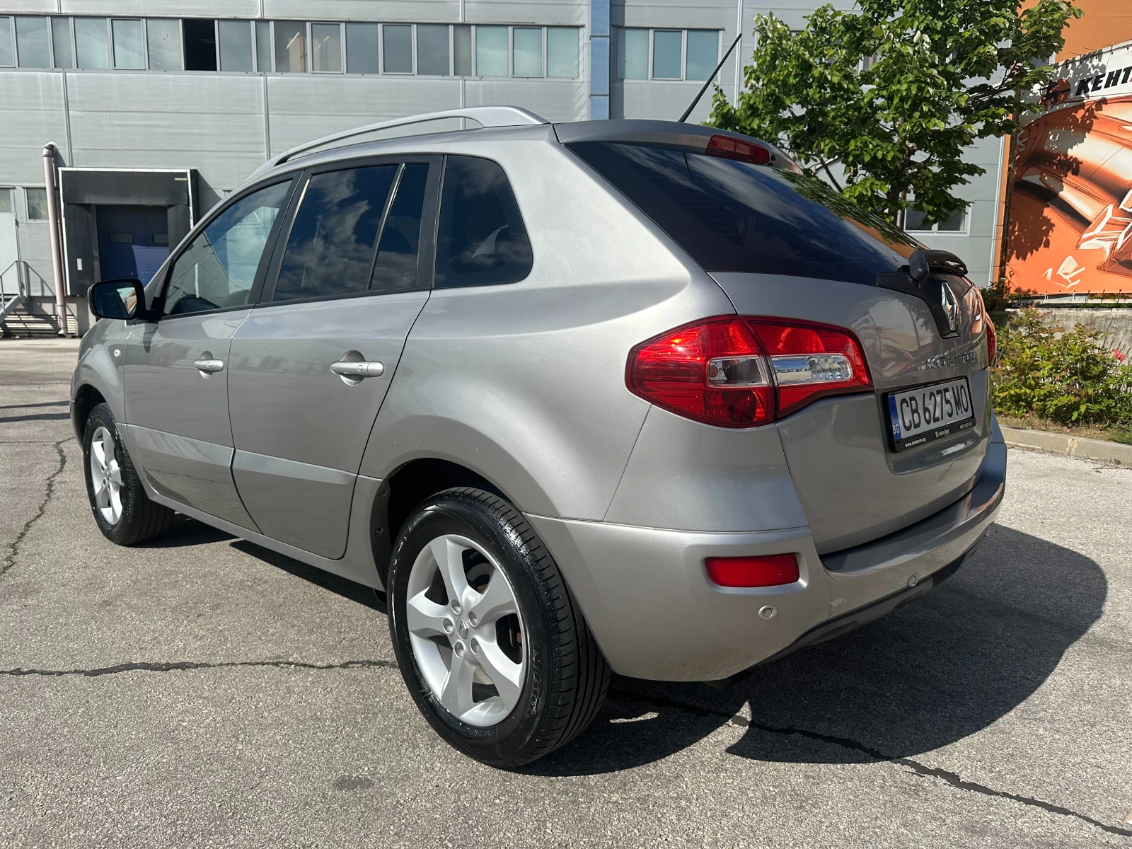 Renault Koleos 2.5i 171 к.с. - изображение 3