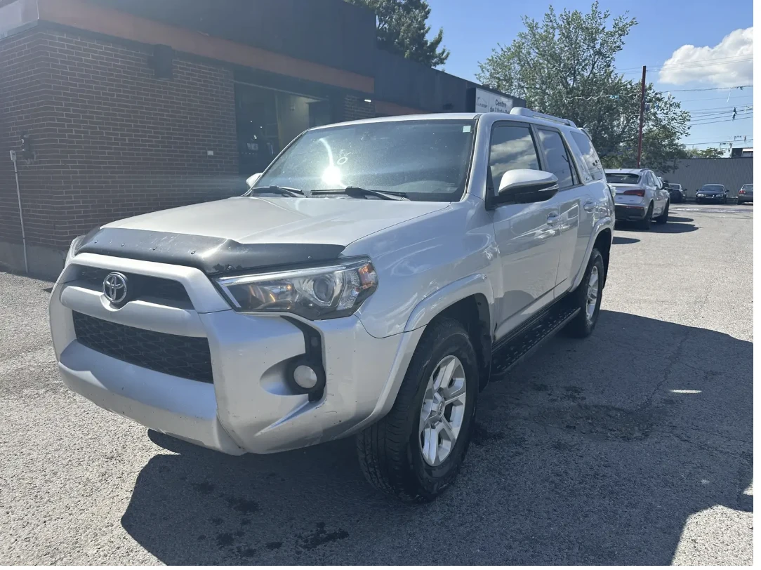 Toyota 4runner 4.0* V6* ПОДГРЕВ* КАМЕРА* КЕЙЛЕС* LANE* ASSIST - изображение 3