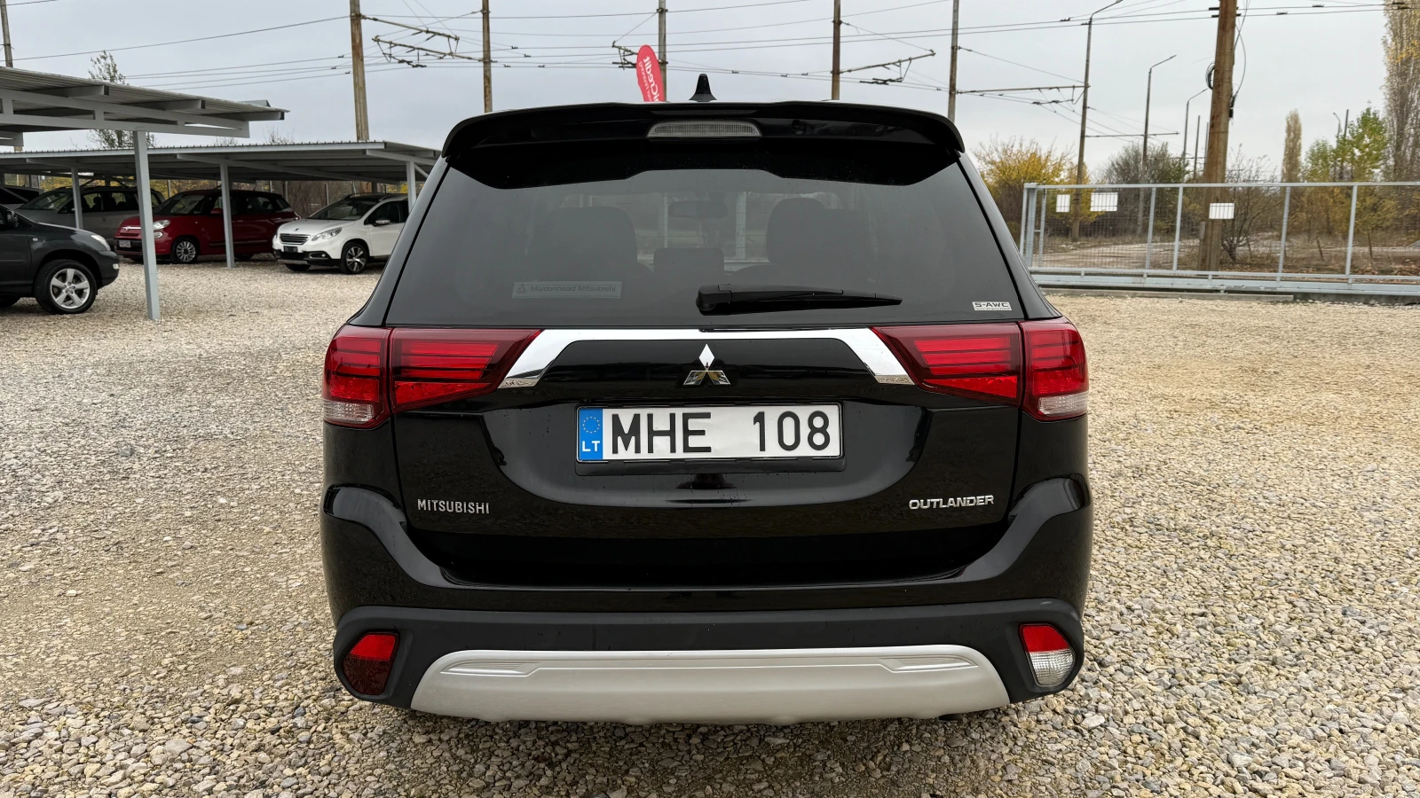 Mitsubishi Outlander 2.4-166к.с.-7места-MIVEC-4X4-LED-ПОДГРЕВ- - изображение 5