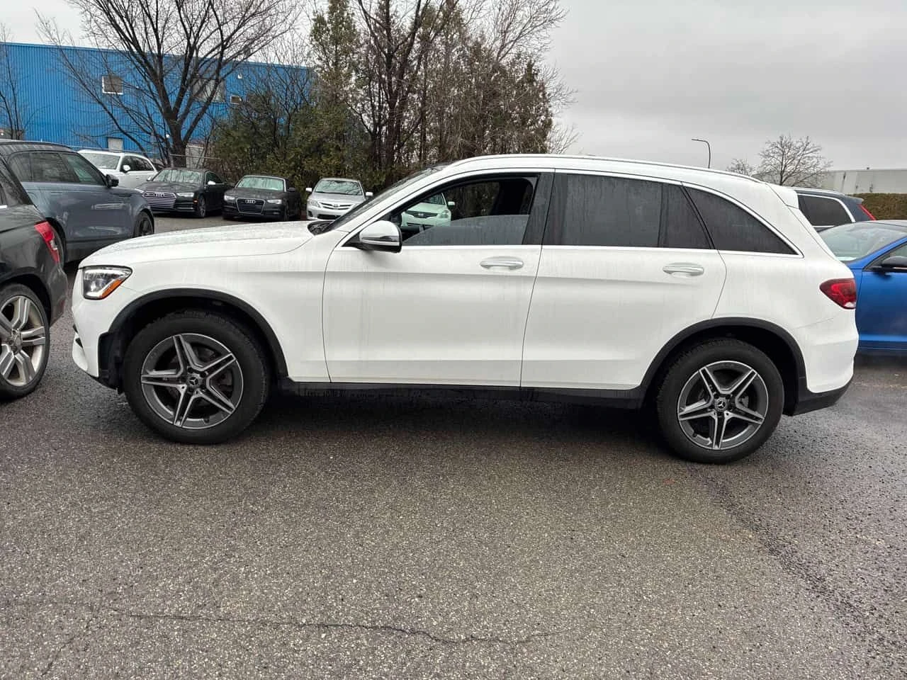 Mercedes-Benz GLC * 300 * CARFAX * ЦЕНА ДО БГ, снимка 4 - Автомобили и джипове - 54239542