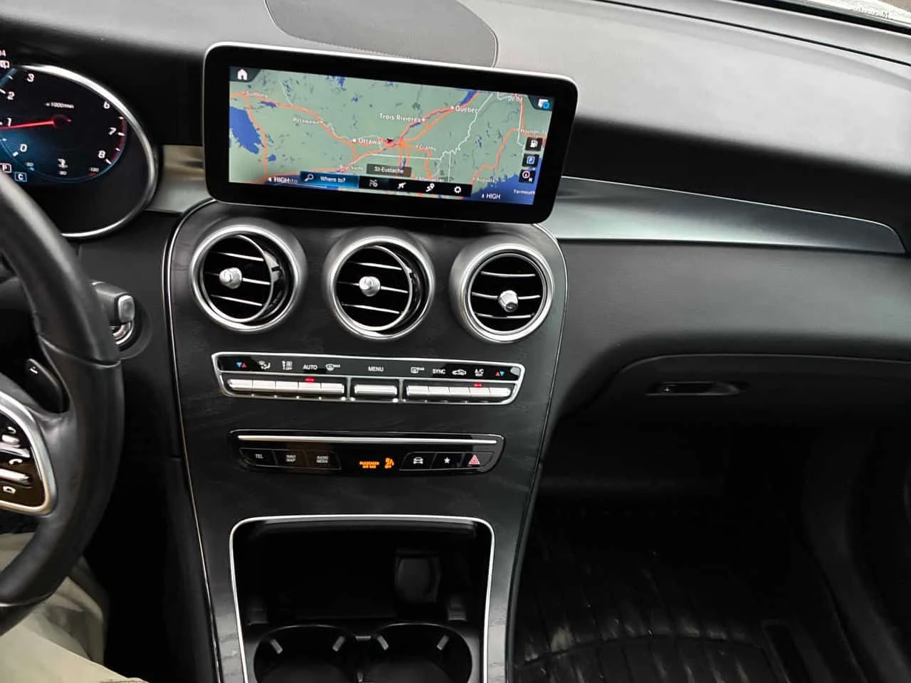 Mercedes-Benz GLC * 300 * CARFAX * ЦЕНА ДО БГ, снимка 10 - Автомобили и джипове - 54239542