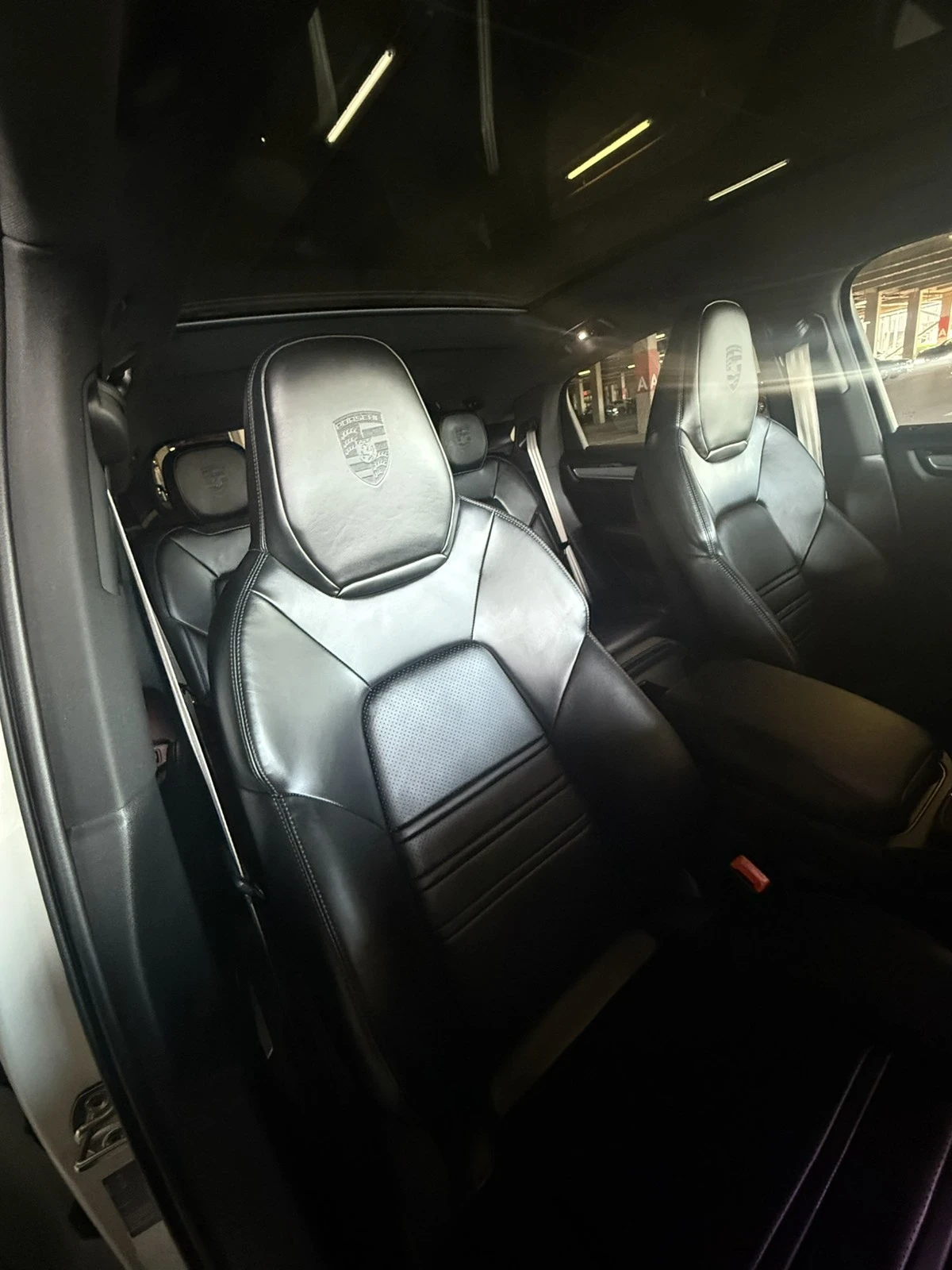 Porsche Cayenne, снимка 13 - Автомобили и джипове - 54415580