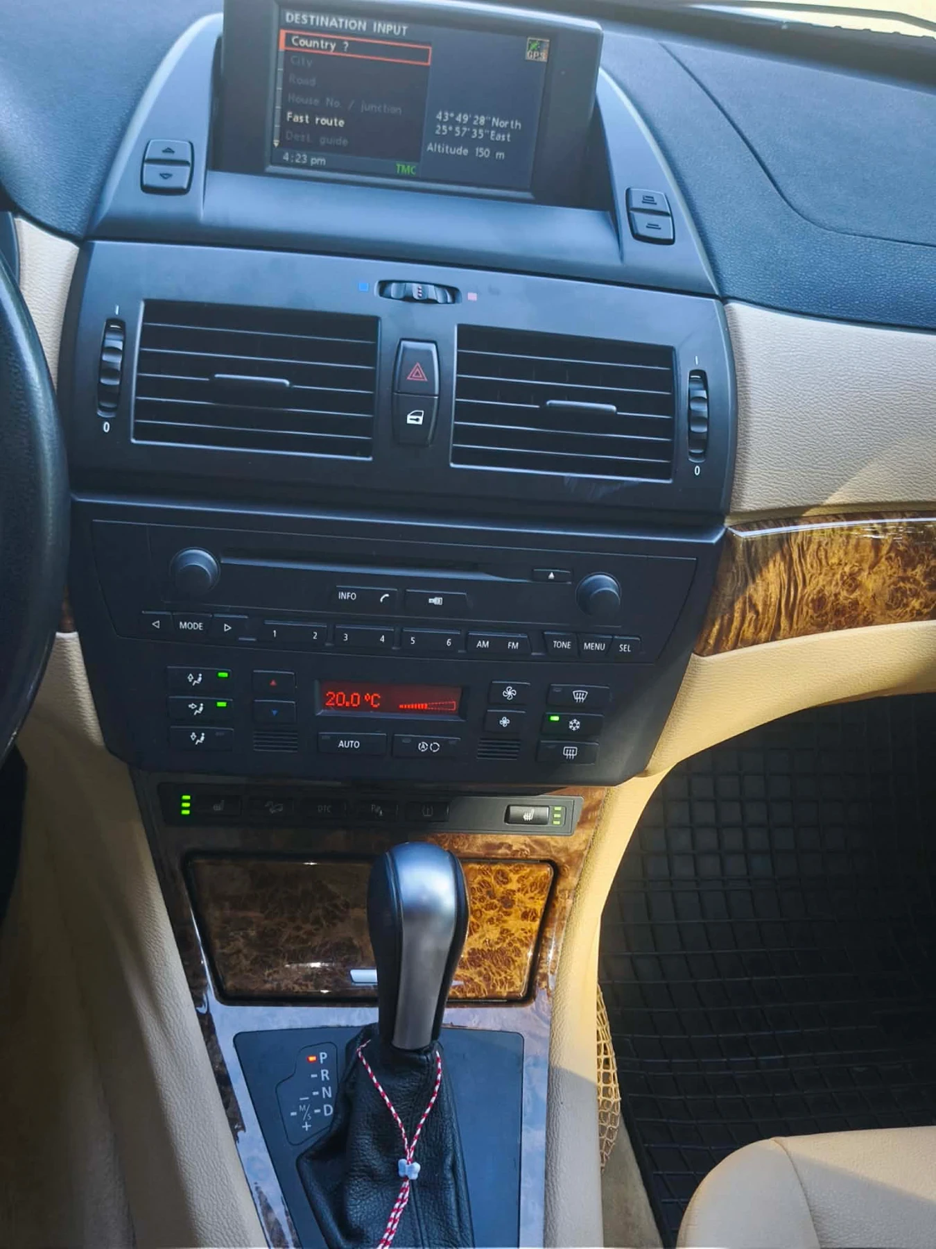 BMW X3 3.0 бензин 218кс, снимка 12 - Автомобили и джипове - 54425668