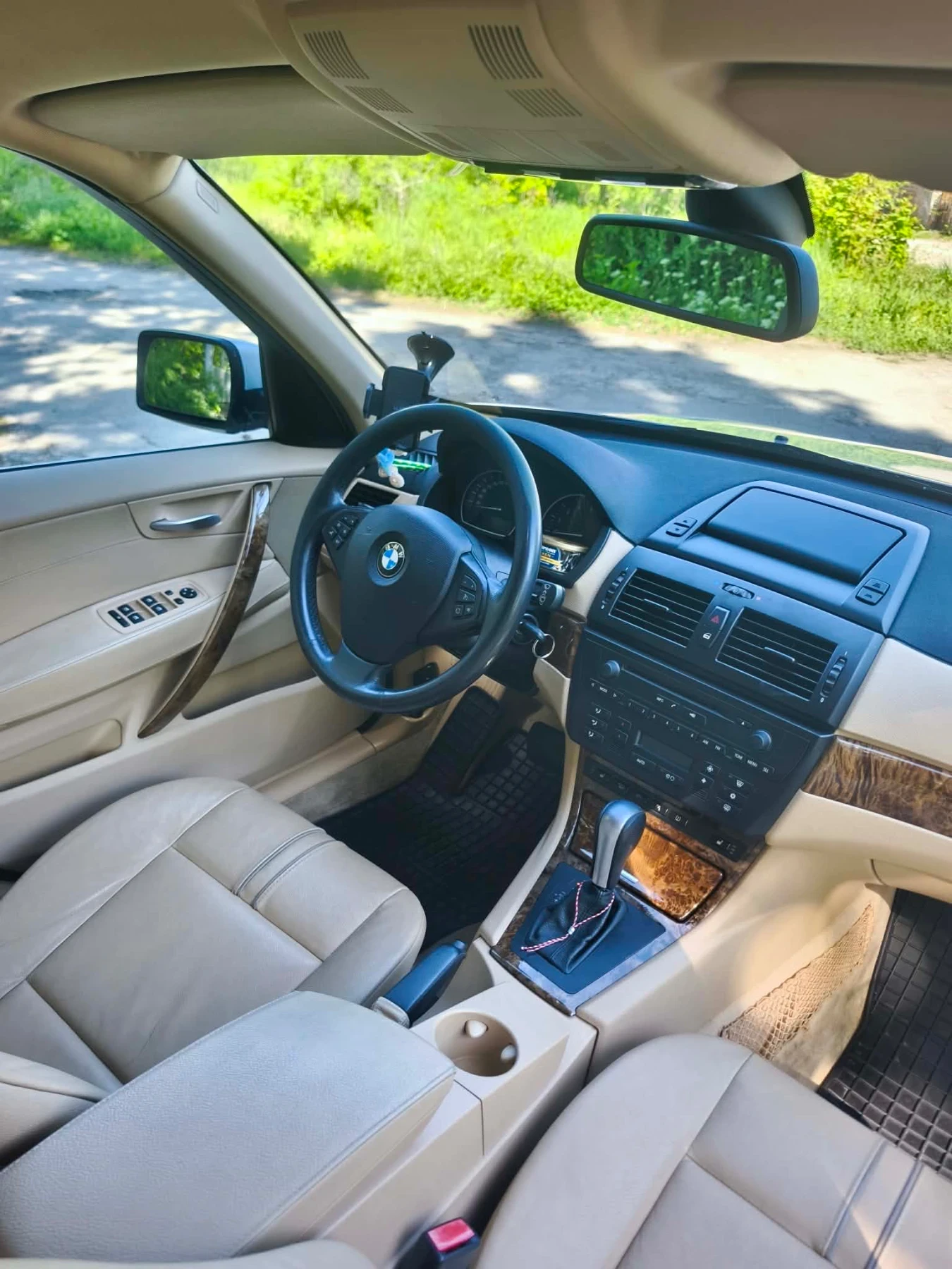 BMW X3 3.0 бензин 218кс, снимка 10 - Автомобили и джипове - 54425668
