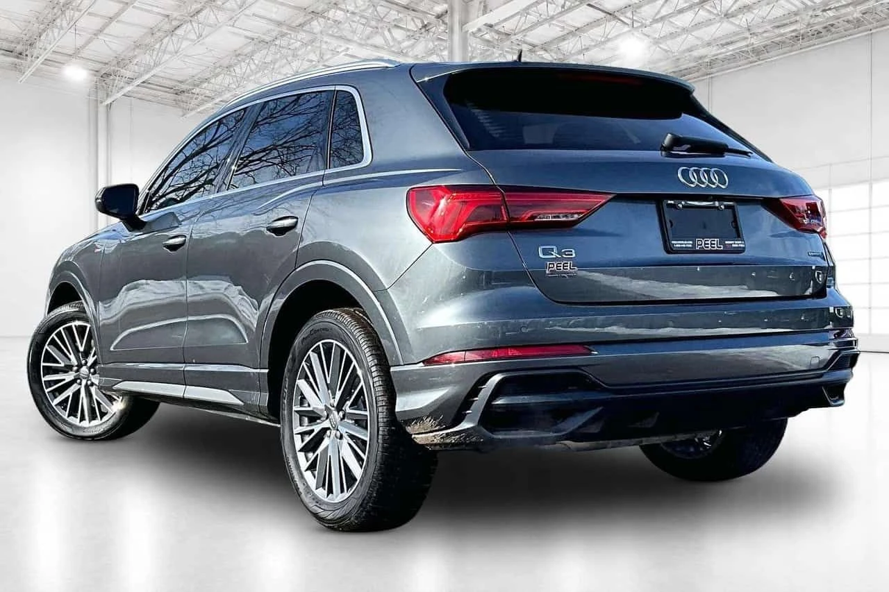 Audi Q3 * Progressiv S Line Sport | Panoroof | AWD * CARFA, снимка 11 - Автомобили и джипове - 54916676