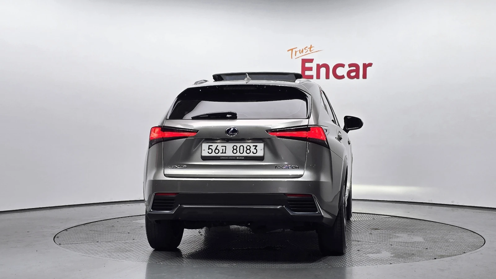 Lexus NX BLIND SPOT* ПОДГРЕВ ВОЛАН* ЛЮК* КРАЙНА ЦЕНА, снимка 4 - Автомобили и джипове - 55367135