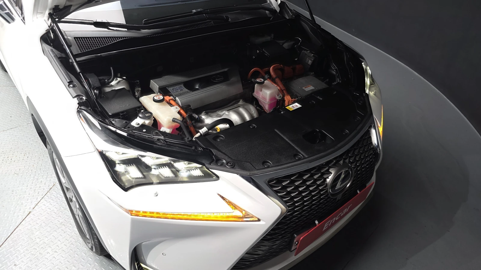 Lexus NX 300h* ЛЮК* ПОДГРЕВ ВОЛАН* КРАЙНА ЦЕНА, снимка 6 - Автомобили и джипове - 55367135