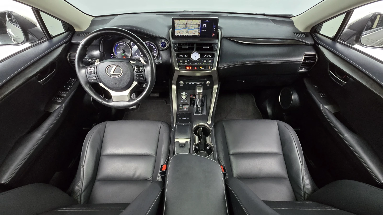 Lexus NX BLIND SPOT* ПОДГРЕВ ВОЛАН* ЛЮК* КРАЙНА ЦЕНА, снимка 7 - Автомобили и джипове - 55367135