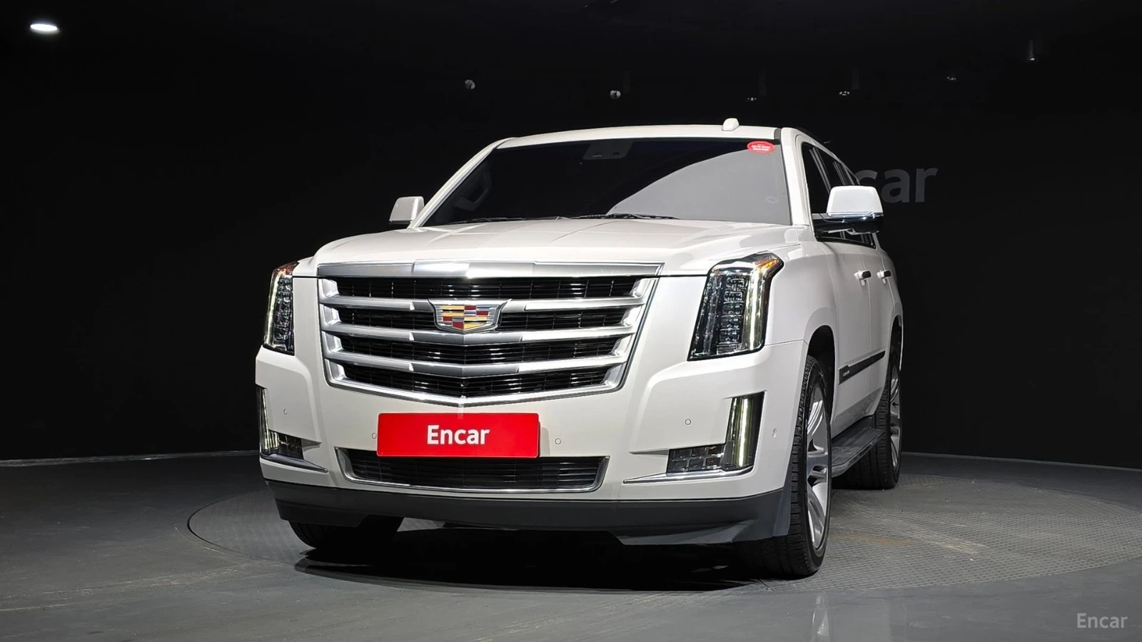Cadillac Escalade 6.2* HUD* МОНИТОРИ* КОЖА* ОБДУХВ* ПАНО, снимка 3 - Автомобили и джипове - 55436261