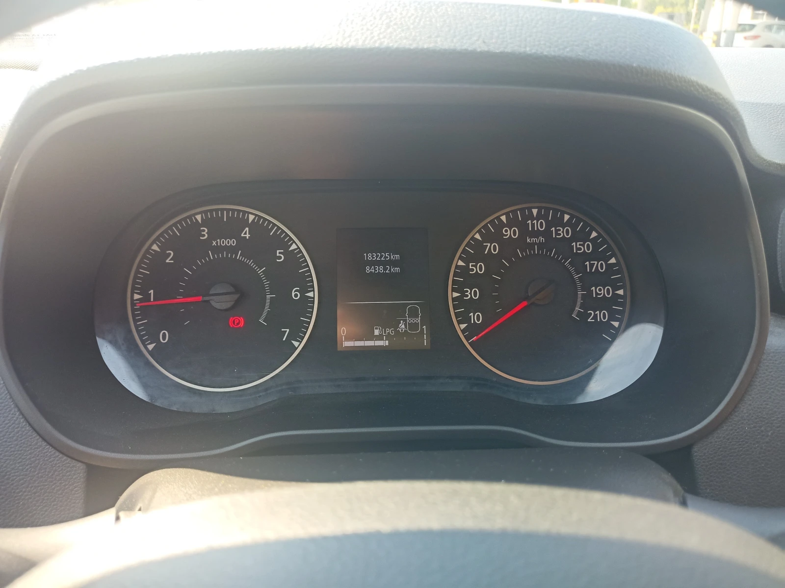 Dacia Duster 1790Евро за получаване, 1.0TCe ГАЗ, снимка 10 - Автомобили и джипове - 55574849