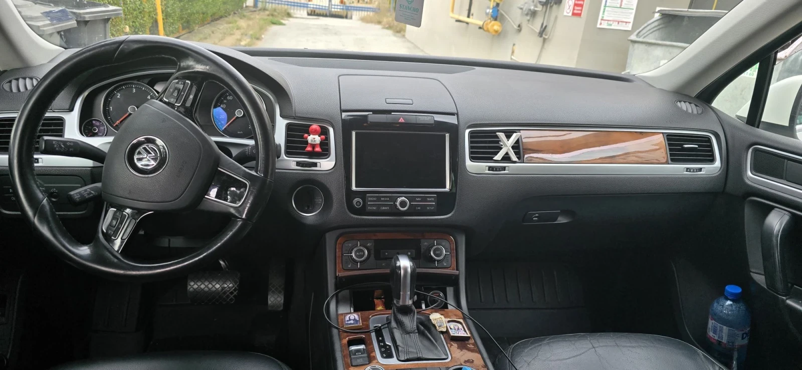 VW Touareg, снимка 5 - Автомобили и джипове - 55980200