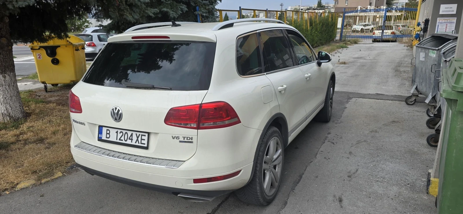 VW Touareg, снимка 2 - Автомобили и джипове - 55980200