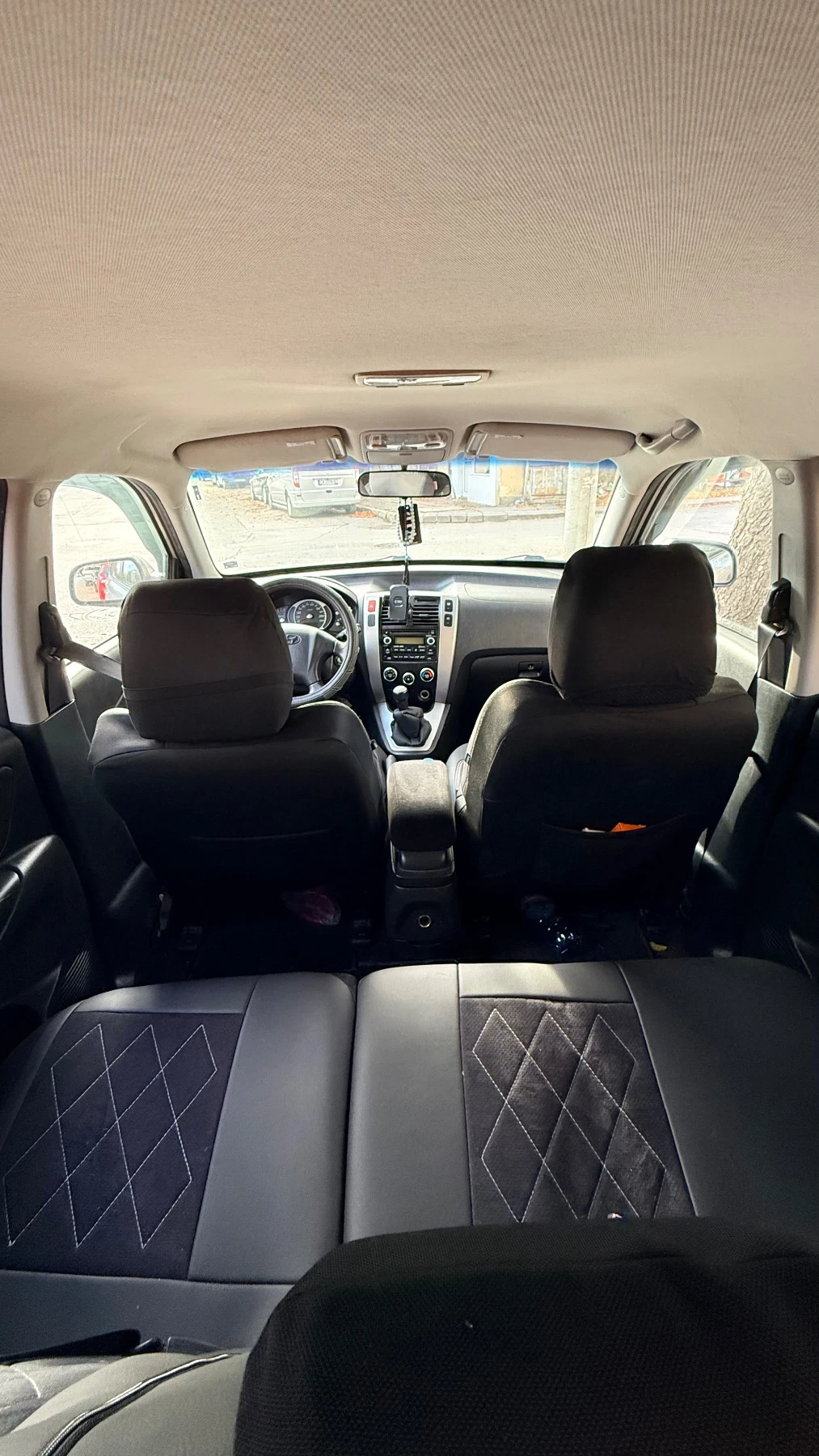Hyundai Tucson 2.0i + Газ BRC, снимка 6 - Автомобили и джипове - 56683367