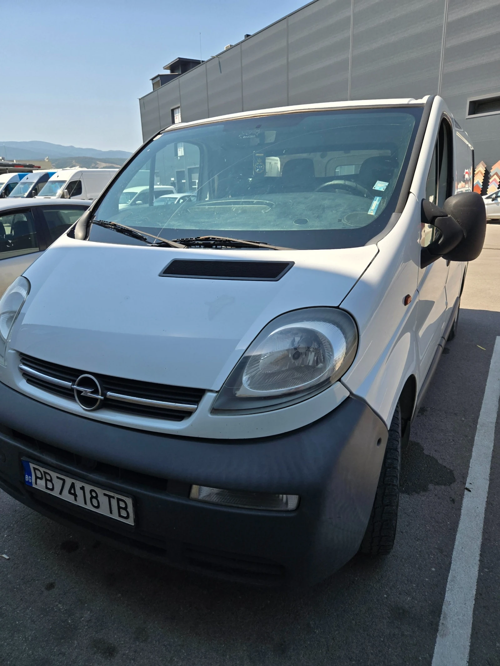 Opel Vivaro 1.9 CDTI - изображение 2