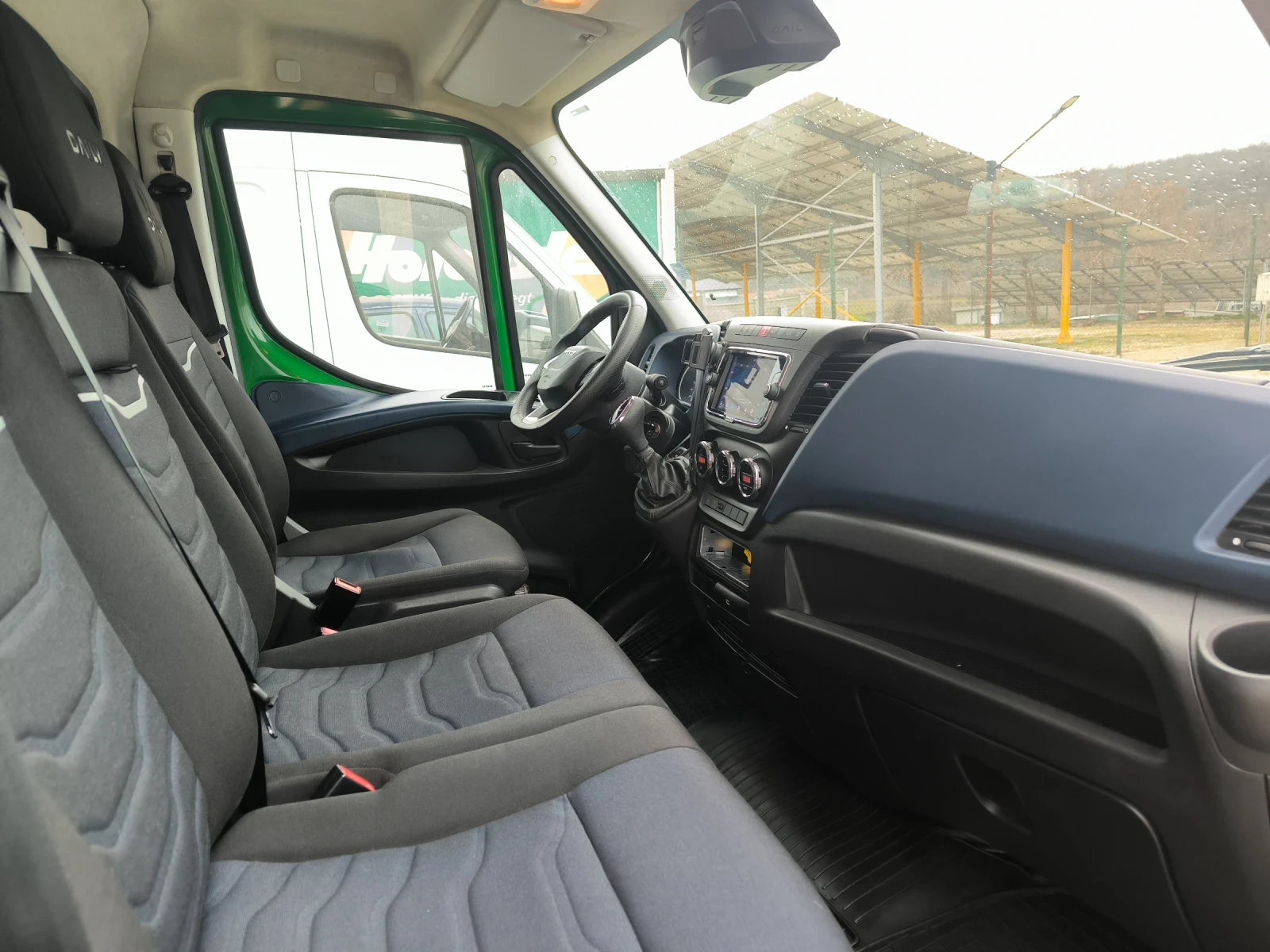 Iveco 35S18 3.0 TDi ПЪТНА ПОМОЩ- ЛУКС ШВЕЙЦАРИЯ, снимка 14 - Бусове и автобуси - 54574866