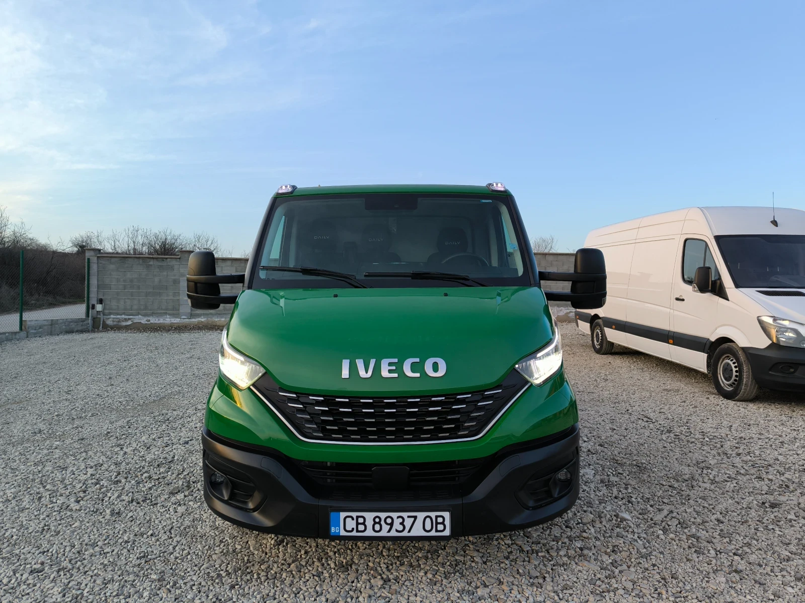 Iveco 35S18 3.0 TDi ПЪТНА ПОМОЩ- ЛУКС ШВЕЙЦАРИЯ, снимка 2 - Бусове и автобуси - 54574866