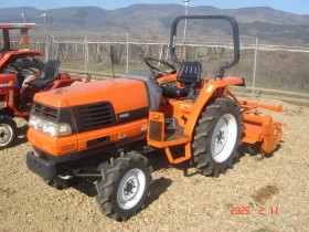 Трактор Kubota СКАЙТРАК, снимка 1