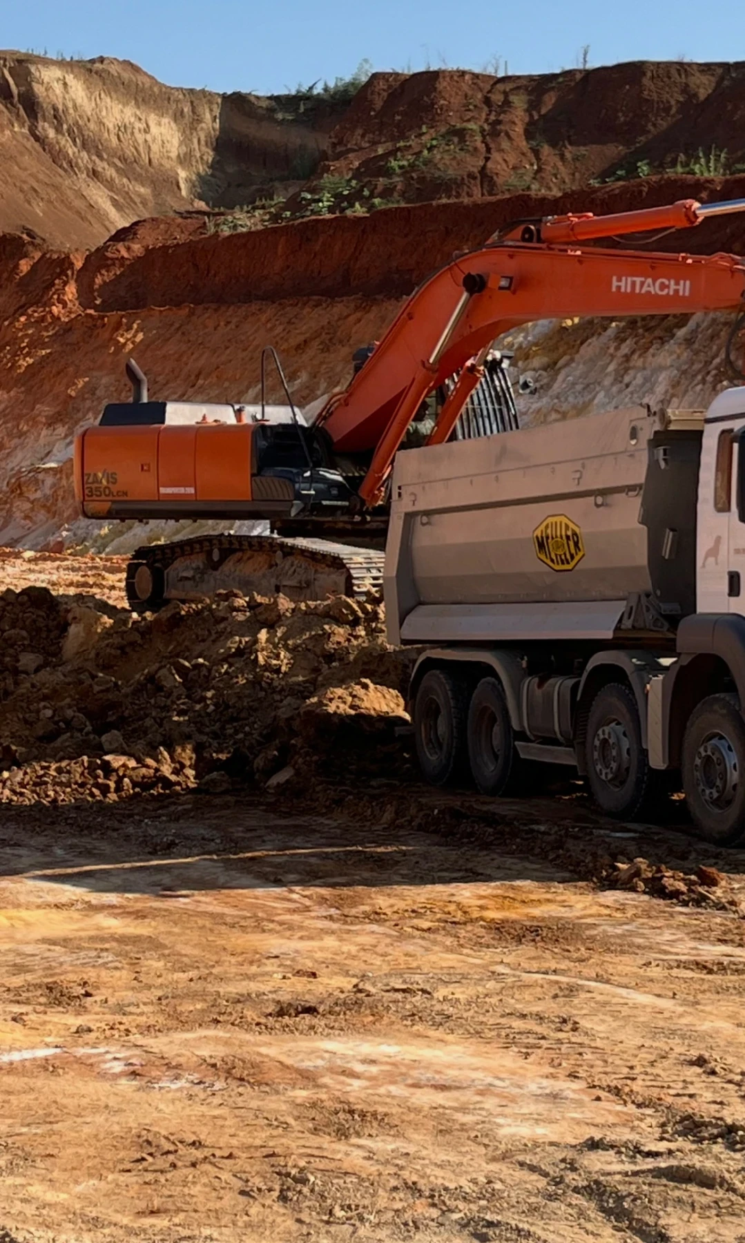 Багер Hitachi 350  - изображение 3