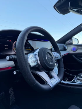 Mercedes-Benz E 220 Серв.ист., Facelift AMG пакет, снимка 5