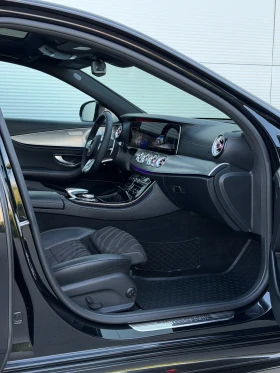 Mercedes-Benz E 220 Серв.ист., Facelift AMG пакет, снимка 10