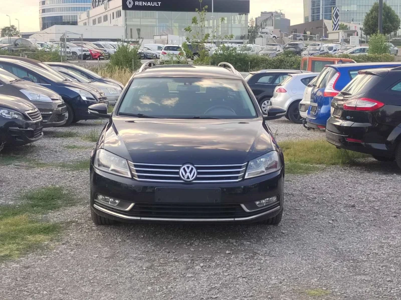 VW Passat 1.6 TDI , снимка 1 - Автомобили и джипове - 39644463