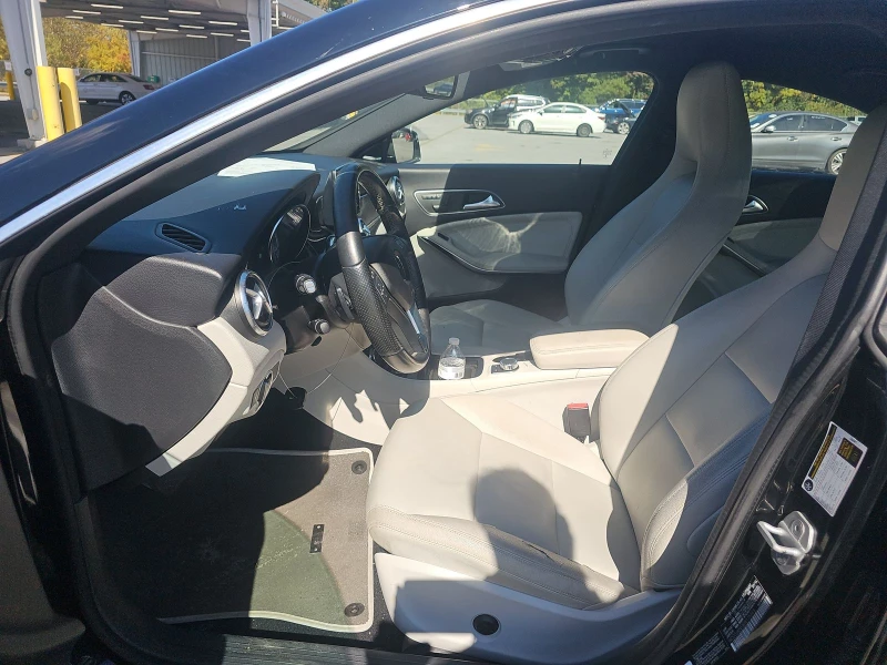 Mercedes-Benz CLA 250 Harman Kardon* М.точка* Подгрев, снимка 8 - Автомобили и джипове - 48014736