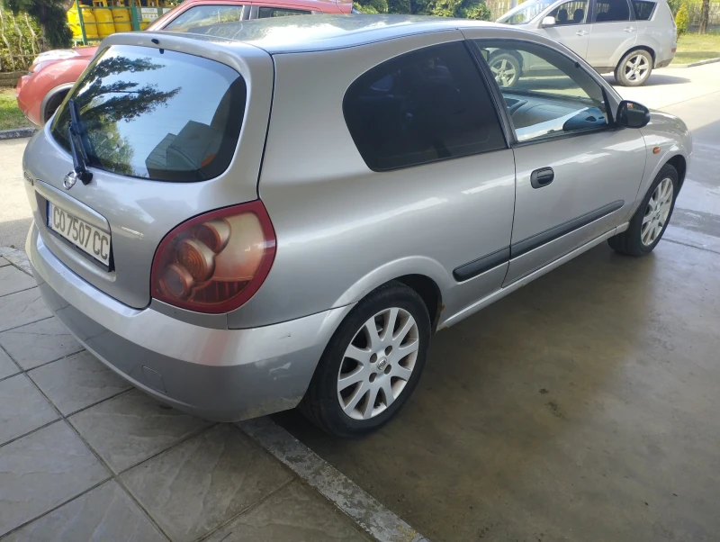 Nissan Almera, снимка 6 - Автомобили и джипове - 48248538