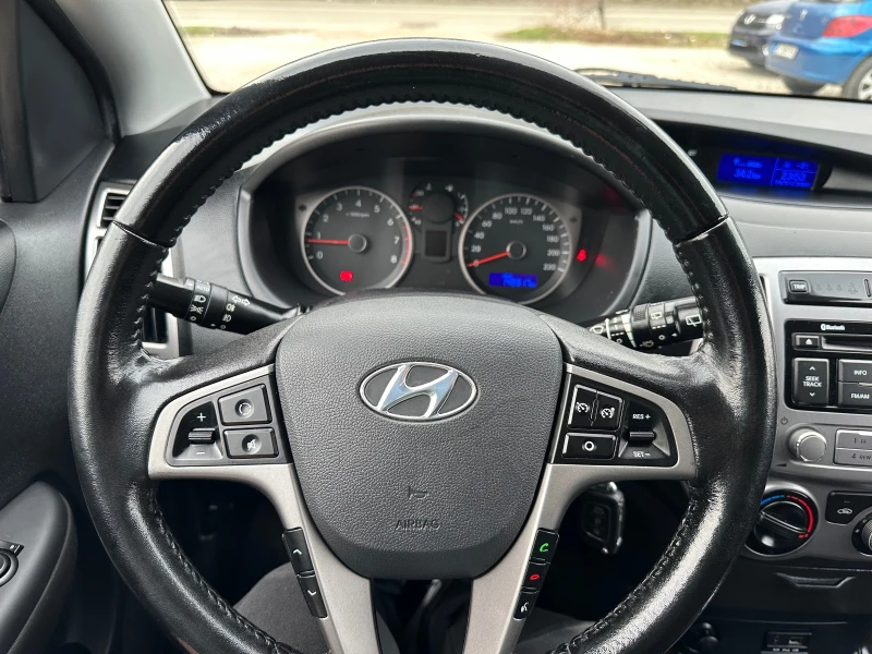 Hyundai I20 Benzin* FACE* LED* 10.2014* , снимка 9 - Автомобили и джипове - 48659442