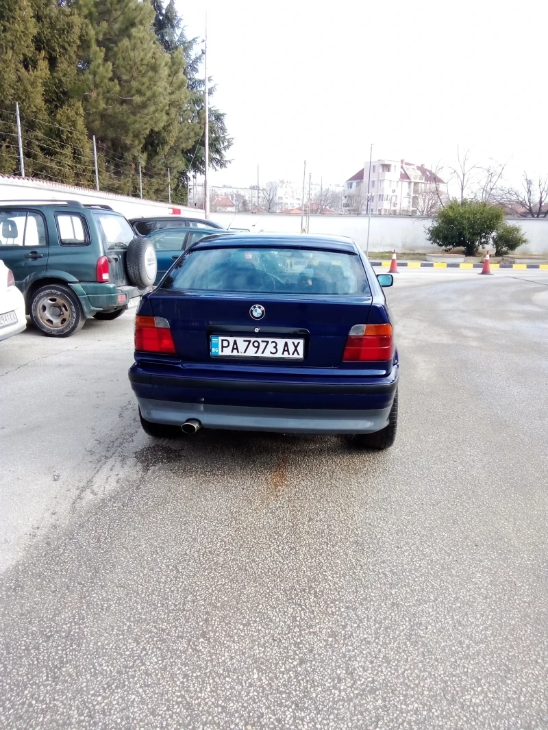 BMW 316 Compakt, снимка 4 - Автомобили и джипове - 48852336