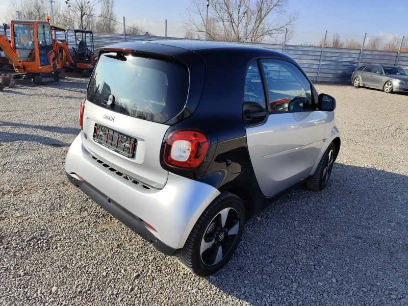 Smart Fortwo Coupe/ТОП/НАВИГАЦИЯ/ПАНОРАМА, снимка 5 - Автомобили и джипове - 49201481