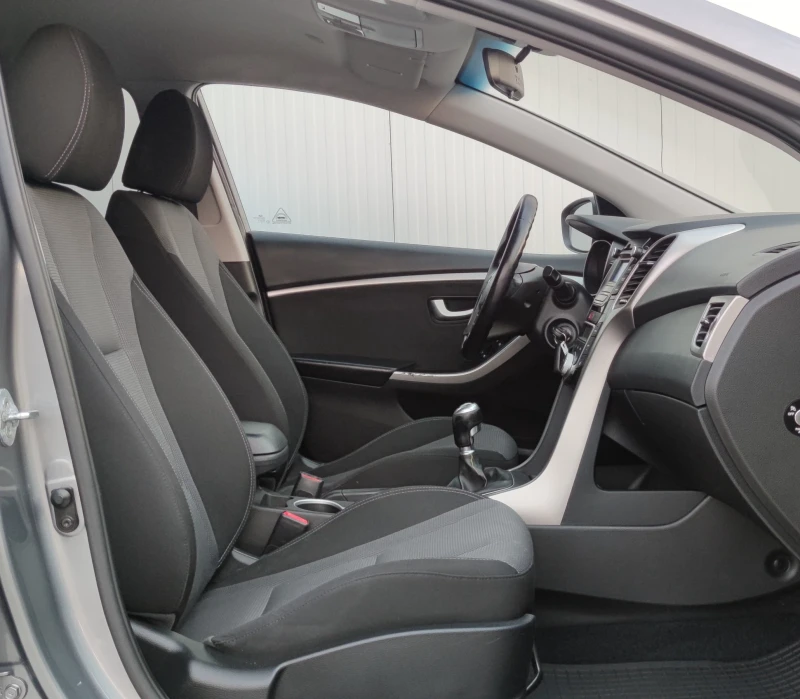 Hyundai I30 1.4CRDI* 90к.с* Facelift* , снимка 15 - Автомобили и джипове - 51417189