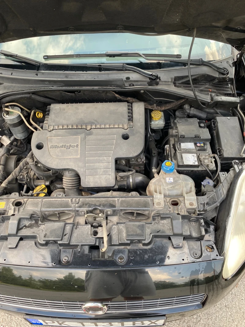 Fiat Punto 1.3 multijet, снимка 11 - Автомобили и джипове - 51532595