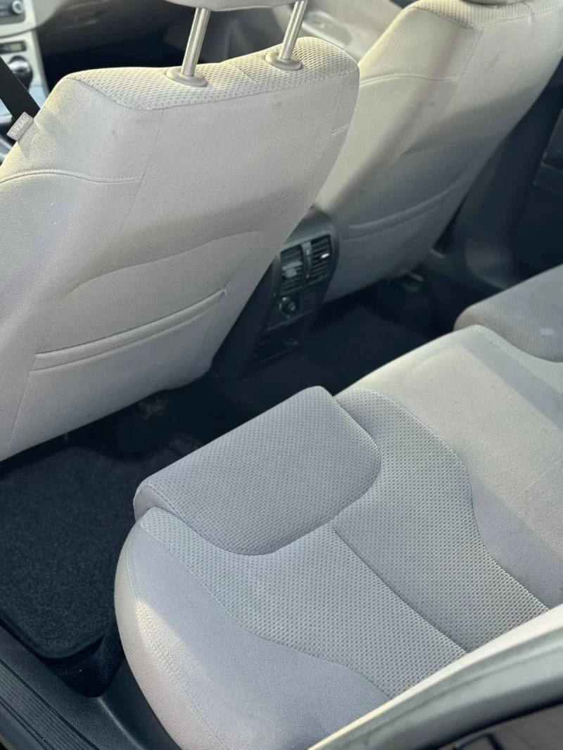 VW Passat 2.0 FSI, снимка 7 - Автомобили и джипове - 52223310