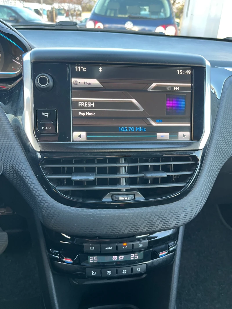 Peugeot 2008 1.6HDI ALLURE, снимка 10 - Автомобили и джипове - 52617638