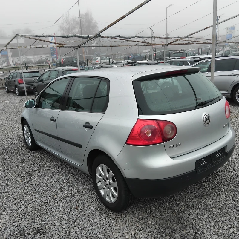VW Golf 1.6, снимка 5 - Автомобили и джипове - 52788719