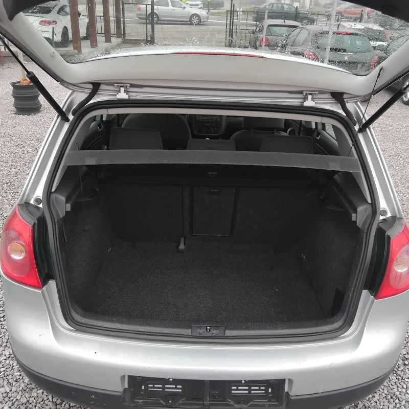 VW Golf 1.6, снимка 15 - Автомобили и джипове - 52788719