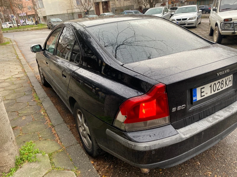 Volvo S60 D5, снимка 3 - Автомобили и джипове - 53413337