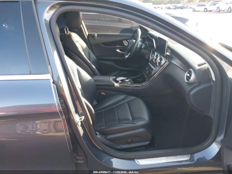 Mercedes-Benz C 300 2l, снимка 5 - Автомобили и джипове - 53577157