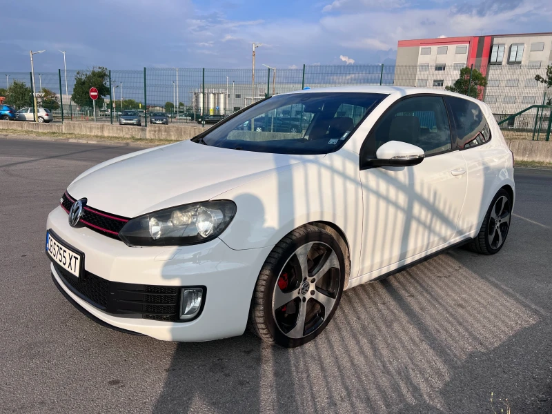 VW Golf GTI 211+ 6 Скорости Навигация Реални километри - 14900 лв. - 36290069 1