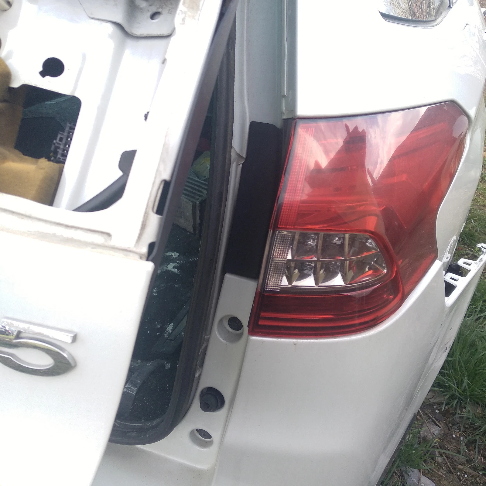 Citroen C5 1.6/2.0/2.2/2.7/3.0 дизел бензин НА ЧАСТИ - изображение 8