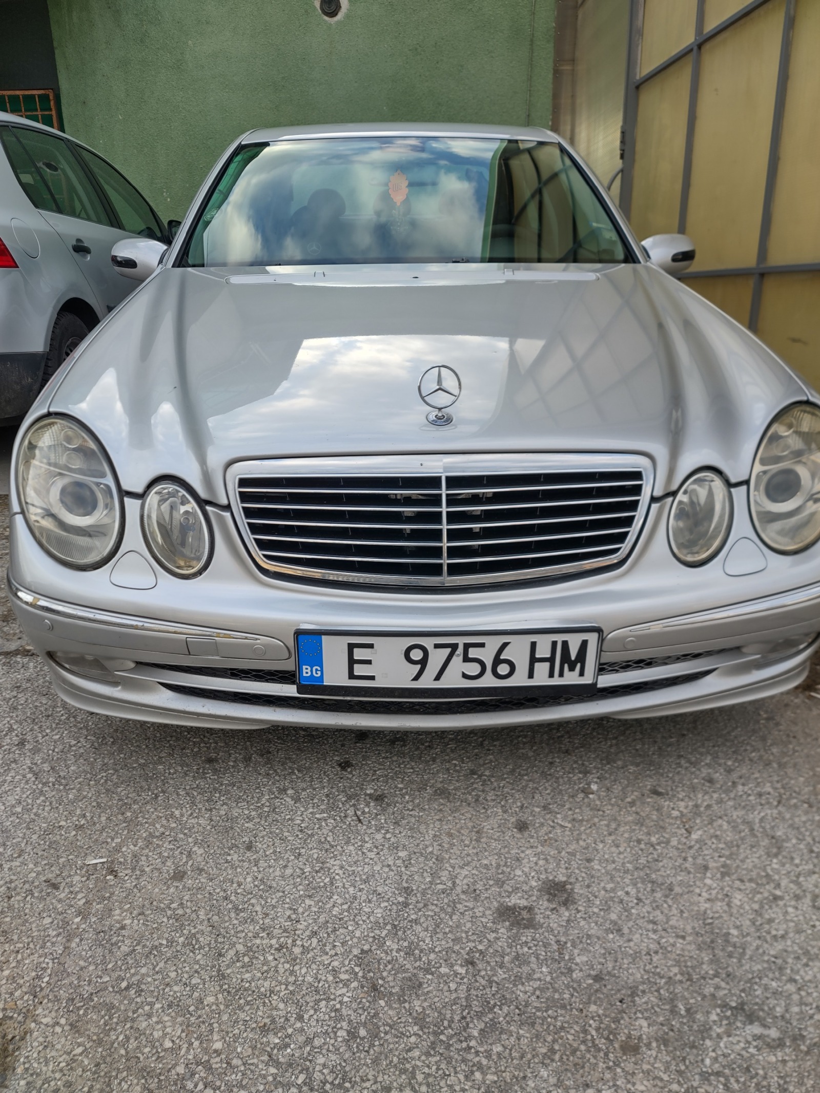Mercedes-Benz E 270 2:7CDI - изображение 1