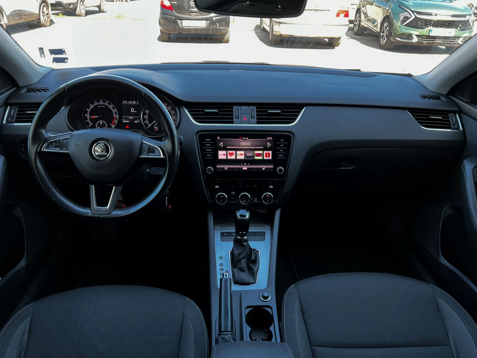 Skoda Octavia 1.6TDI * 116 p.s * DSG | Mobile.bg   12