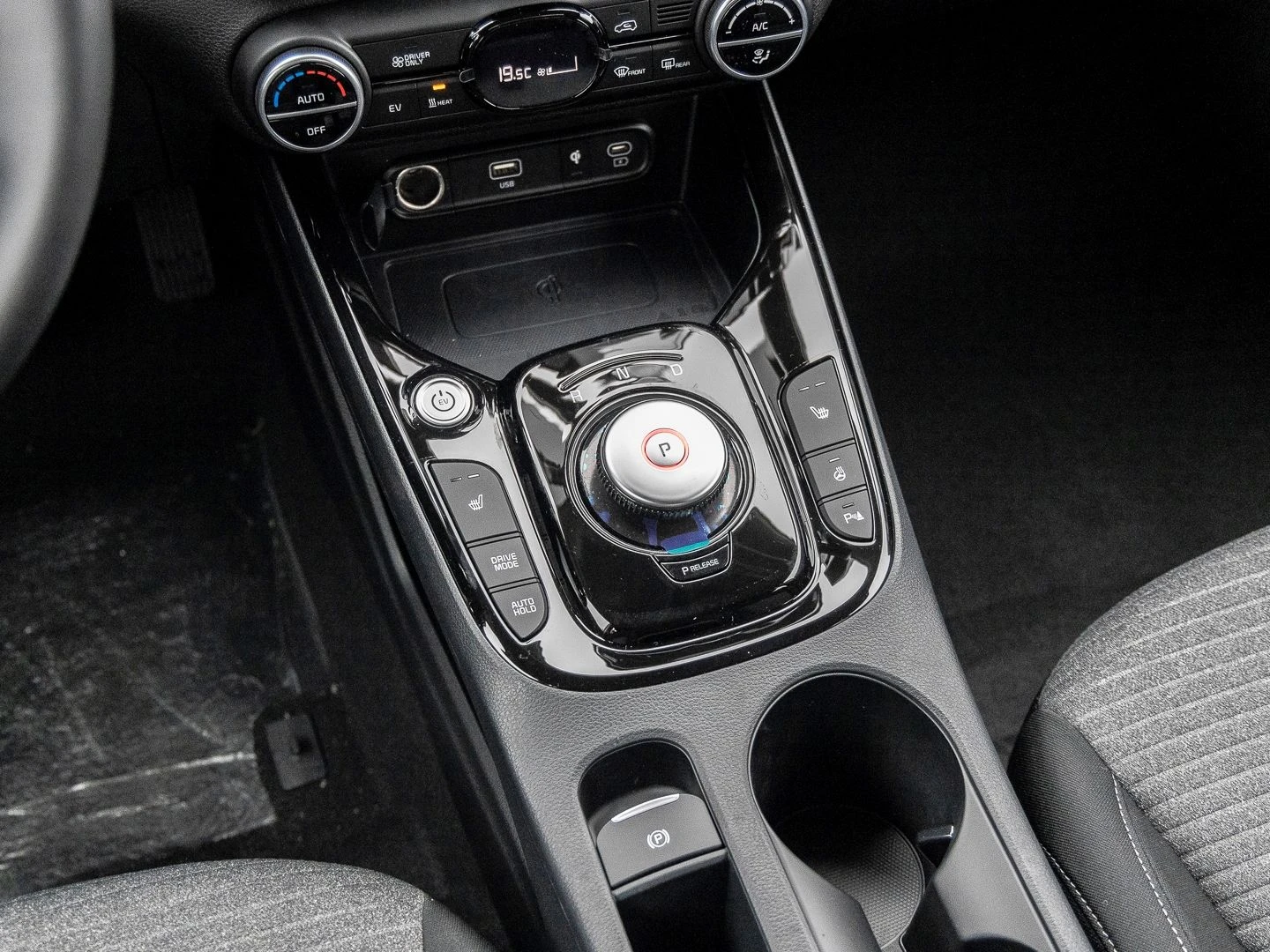 Kia Soul !/E-INSPIRATION/204HP/HUD/NAVI/AMBI/LED/160f | Mobile.bg   15