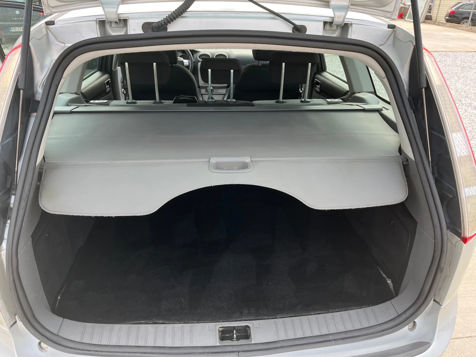 Ford Focus 1, 6 I  | Mobile.bg   12