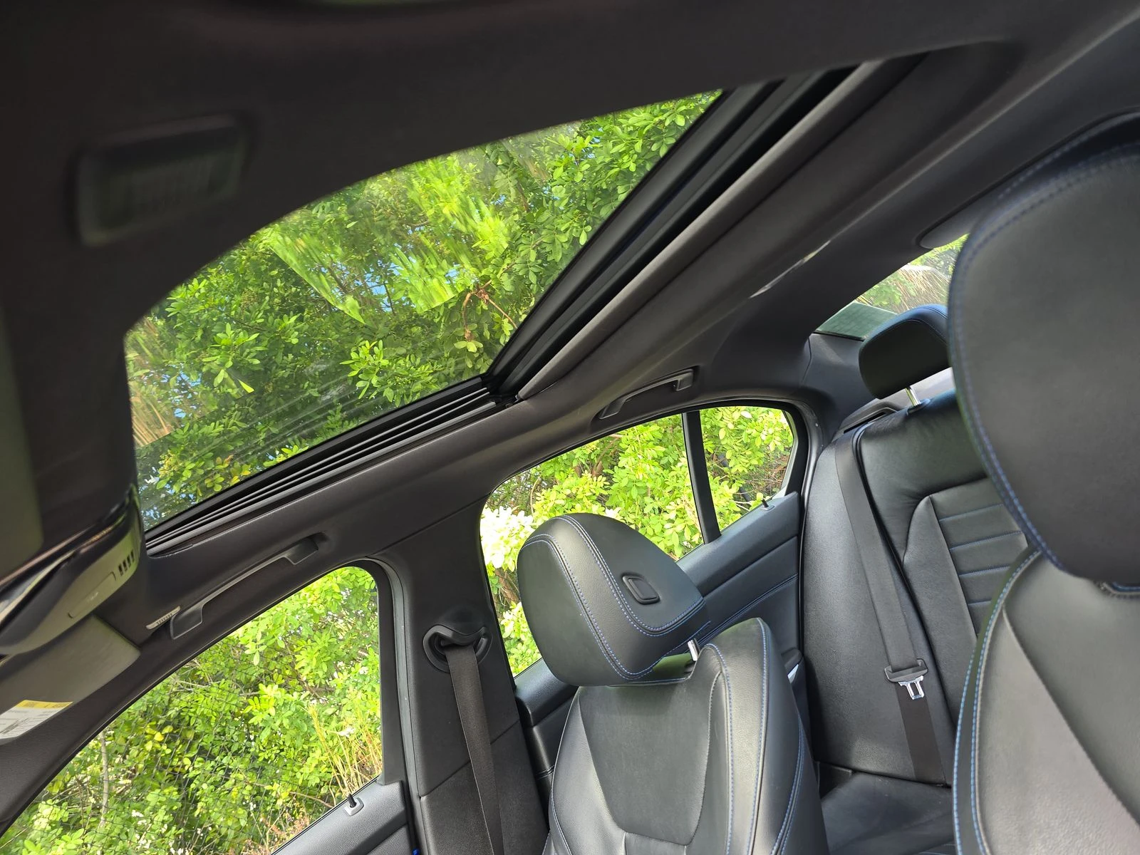 BMW 330 M PACK* HARMAN* DIGITAL* PODGREV* HEAD UP*  | Mobile.bg — изображение 11