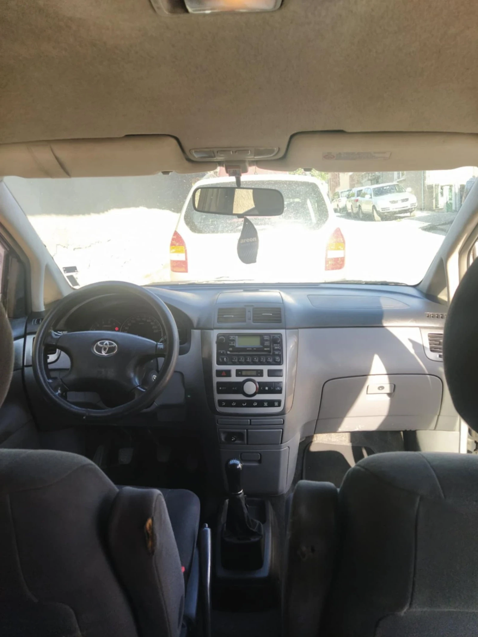 Toyota Avensis verso 2.0D4D | Mobile.bg — изображение 3