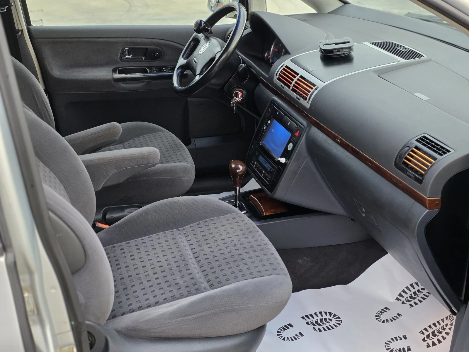 VW Sharan 1.9tdi 116 k.c.  - изображение 7