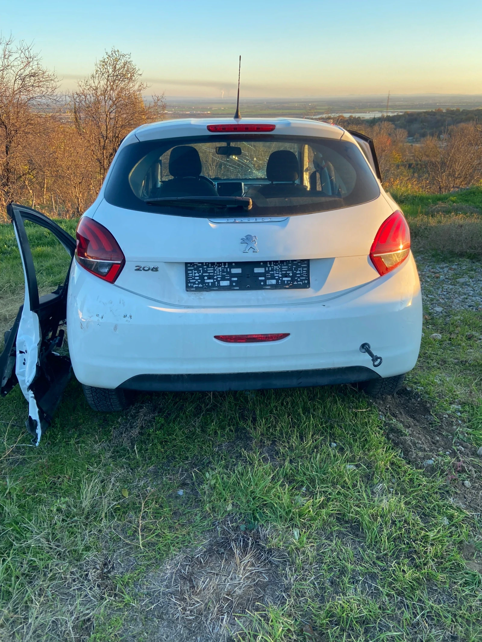 Peugeot 208 1, 6 | Auto.bg — изображение 1