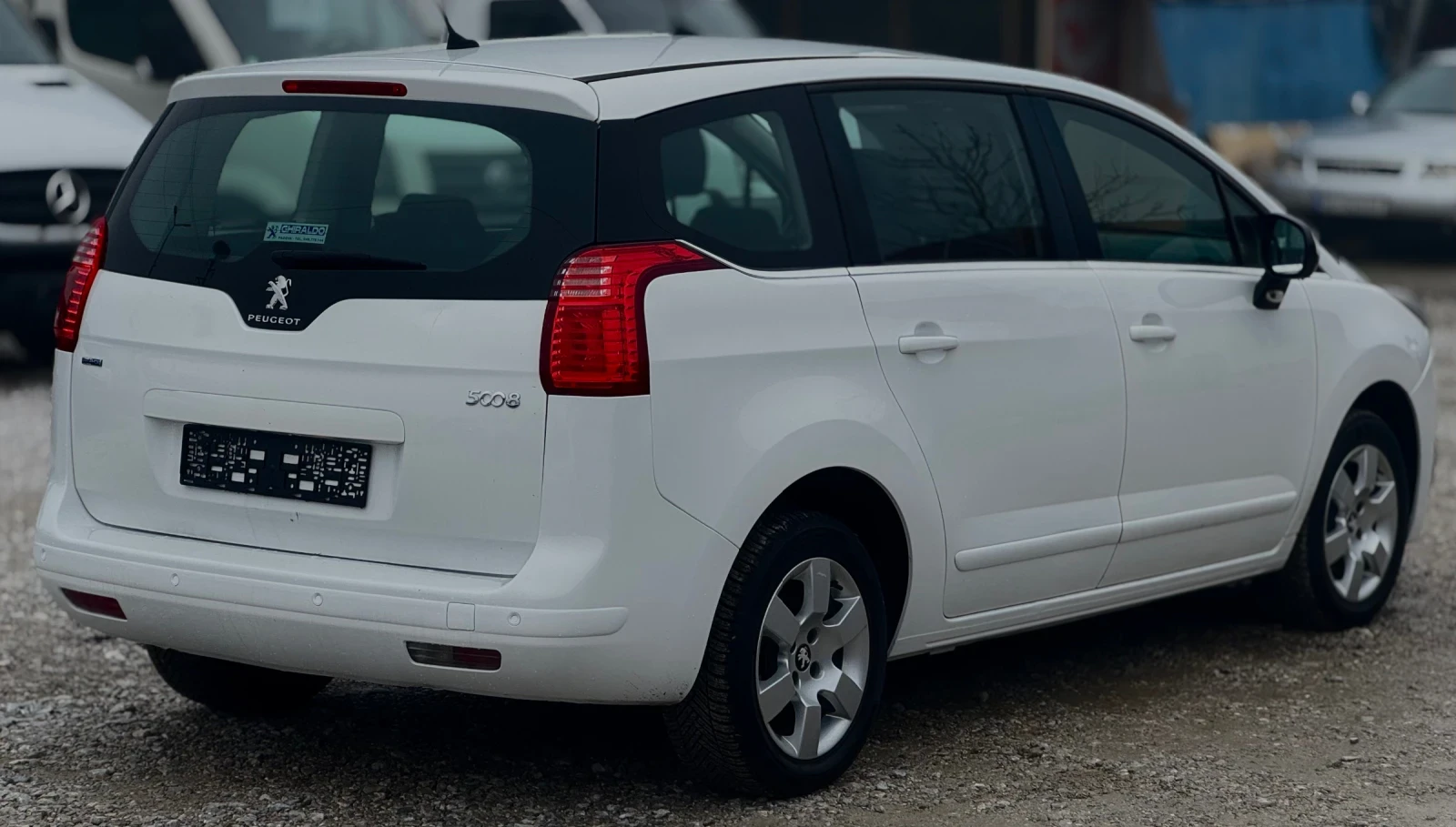 Peugeot 5008 1.6HDI/120/АВТОМАТ/7МЕСТА - изображение 8